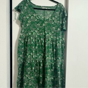 Max Studio Green and White Floral Maxi Dress
